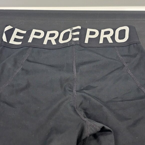 Nike Women’s Pro Compression 8” Training Shorts - Picture 4 of 13